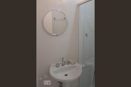 Banheiro de apartamento à venda com 2 quartos, 68m² em Engordadouro, Jundiaí