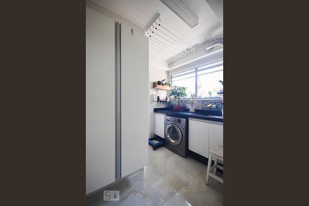 Apartamento à venda com 142m², 3 quartos e 2 vagasÁrea de serviço