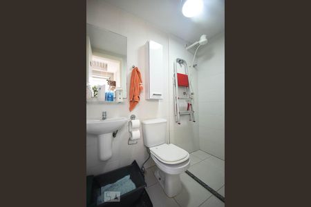 Apartamento à venda com 142m², 3 quartos e 2 vagasBanheiro de Serviço