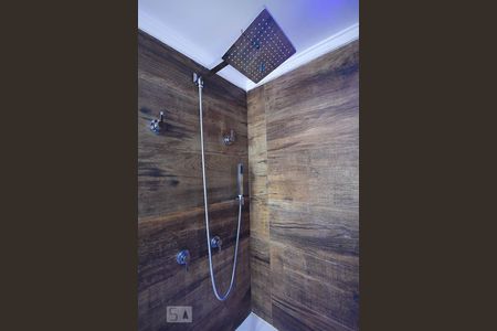 Apartamento à venda com 142m², 3 quartos e 2 vagasChuveiro do banheiro da suíte 3