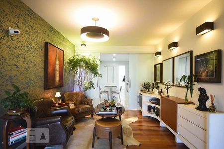 Sala de apartamento à venda com 3 quartos, 142m² em Paraíso do Morumbi, São Paulo