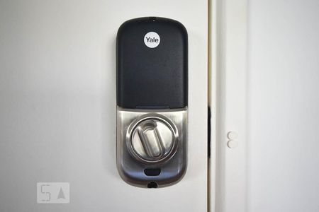 Apartamento à venda com 142m², 3 quartos e 2 vagasFechadura eletrônica