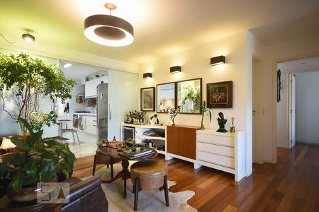 Sala de apartamento à venda com 3 quartos, 142m² em Paraíso do Morumbi, São Paulo