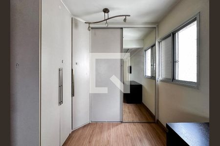 Apartamento para alugar com 70m², 2 quartos e 1 vagaCloset Quarto 2
