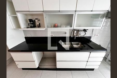 Apartamento para alugar com 70m², 2 quartos e 1 vagaCozinha