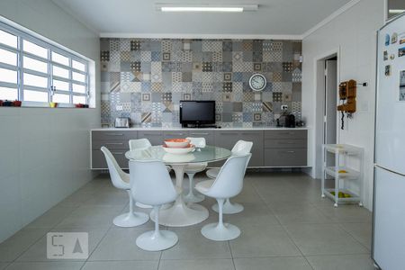 Casa à venda com 420m², 4 quartos e 4 vagasCozinha