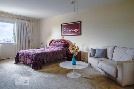 Casa à venda com 420m², 4 quartos e 4 vagasSuíte