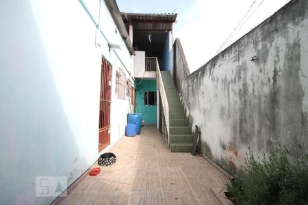 Casa à venda com 80m², 2 quartos e 3 vagasQuintal