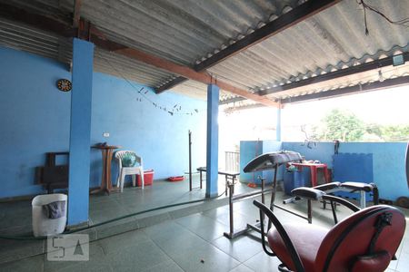 Casa à venda com 80m², 2 quartos e 3 vagasÁrea de serviço