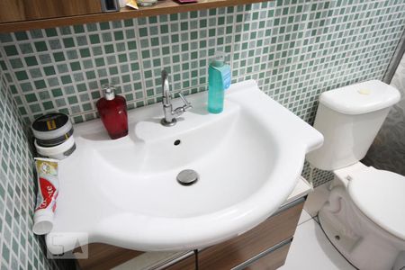 Casa à venda com 80m², 2 quartos e 3 vagasBanheiro