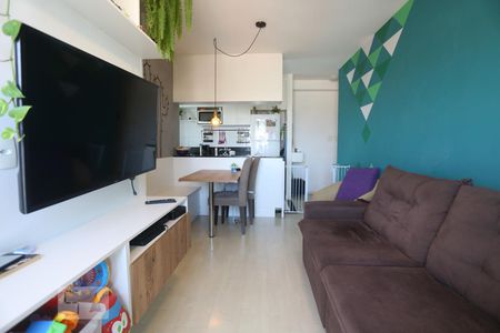 Sala de apartamento para alugar com 2 quartos, 56m² em Quitaúna, Osasco