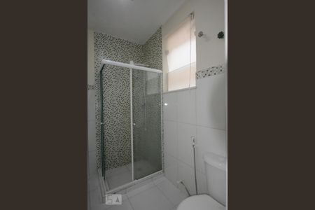 Banheiro Social de apartamento para alugar com 1 quarto, 51m² em Vila da Penha, Rio de Janeiro