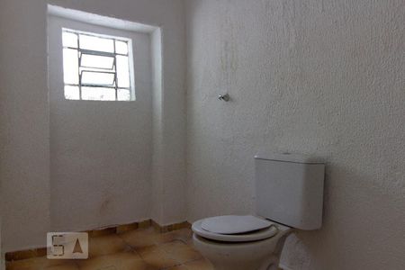 Banheiro de casa para alugar com 1 quarto, 35m² em Vila Libanesa, São Paulo