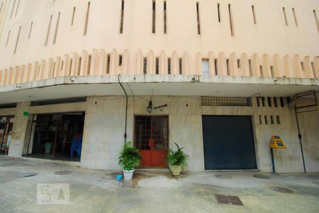 Apartamento à venda com 46m², 1 quarto e 1 vagaFachada