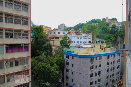 Apartamento à venda com 46m², 1 quarto e 1 vagaVista