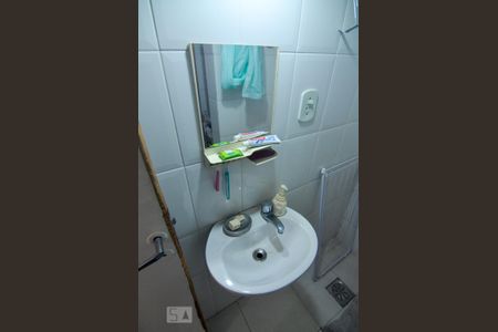 Banheiro de kitnet/studio à venda com 1 quarto, 28m² em Centro, Rio de Janeiro