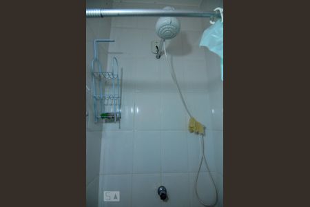Banheiro de kitnet/studio à venda com 1 quarto, 28m² em Centro, Rio de Janeiro