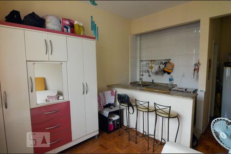 Sala de kitnet/studio à venda com 1 quarto, 28m² em Centro, Rio de Janeiro