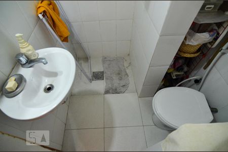 Banheiro de kitnet/studio à venda com 1 quarto, 28m² em Centro, Rio de Janeiro