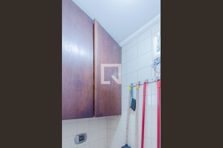 Apartamento à venda com 69m², 2 quartos e 2 vagasBanheiro de serviço