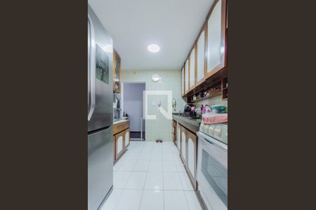 Apartamento à venda com 69m², 2 quartos e 2 vagasCozinha