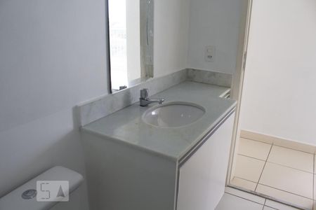 Banheiro - Torneira de apartamento para alugar com 3 quartos, 70m² em Jardim Guanabara, Belo Horizonte