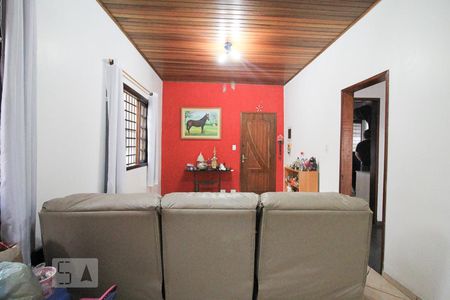 Sala de casa à venda com 4 quartos, 220m² em Vila Prado, São Paulo