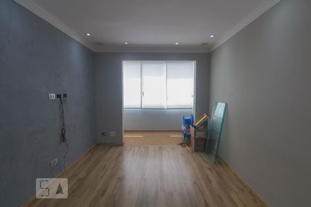 Sala de apartamento à venda com 3 quartos, 76m² em Jardim Consórcio, São Paulo