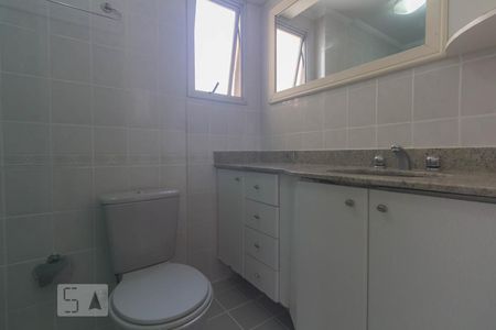 Banheiro de apartamento à venda com 3 quartos, 76m² em Jardim Consórcio, São Paulo