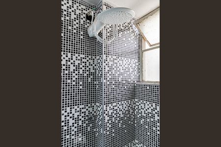 Banheiro de kitnet/studio para alugar com 1 quarto, 28m² em Bela Vista, São Paulo