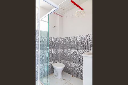 Banheiro de kitnet/studio para alugar com 1 quarto, 28m² em Bela Vista, São Paulo