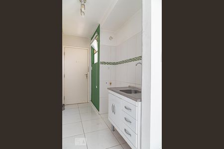 Cozinha de kitnet/studio para alugar com 1 quarto, 28m² em Bela Vista, São Paulo