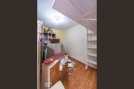 Casa à venda com 240m², 3 quartos e 2 vagas Casa à venda com 240m², 3 quartos e 2 vagasQuarto de Serviço