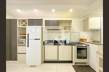 Cozinha de apartamento para alugar com 2 quartos, 80m² em Ingleses do Rio Vermelho, Florianópolis