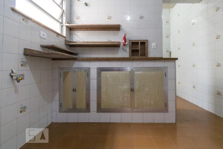 Apartamento para alugar com 60m², 2 quartos e 1 vaga Apartamento para alugar com 60m², 2 quartos e 1 vagaCozinha - Armários