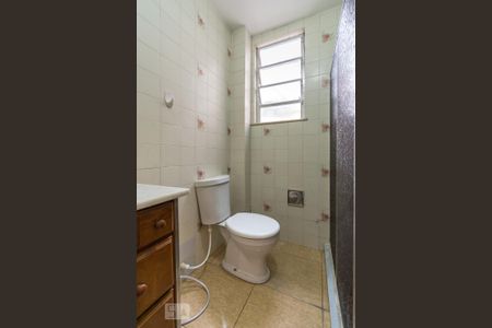 Banheiro de apartamento para alugar com 2 quartos, 60m² em Vila da Penha, Rio de Janeiro