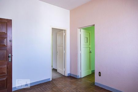 Sala de apartamento para alugar com 2 quartos, 65m² em Carlos Prates, Belo Horizonte