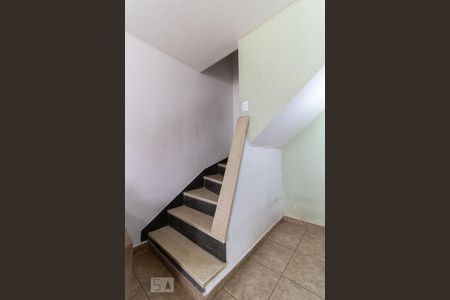 Escada de casa à venda com 2 quartos, 120m² em Sacomã, São Paulo