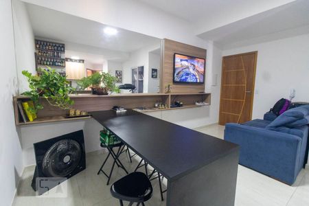 Sala de apartamento à venda com 2 quartos, 45m² em Vila Floresta, Santo André