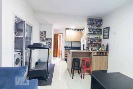 Sala de apartamento à venda com 2 quartos, 45m² em Vila Floresta, Santo André