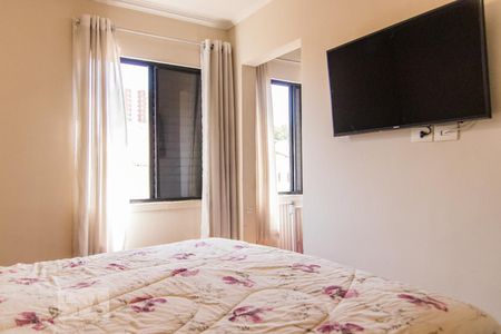 Quarto 1 de apartamento para alugar com 2 quartos, 55m² em Vila Scarpelli, Santo André