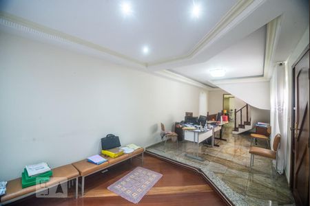 Sala de casa à venda com 3 quartos, 198m² em Jardim Avelino, São Paulo