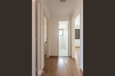 Apartamento à venda com 80m², 3 quartos e 1 vaga Apartamento à venda com 80m², 3 quartos e 1 vagaBanheiro Corredor