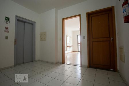 Entrada de apartamento para alugar com 3 quartos, 80m² em Dos Casa, São Bernardo do Campo