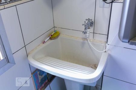 Apartamento para alugar com 76m², 2 quartos e 1 vagaÁrea de Serviço