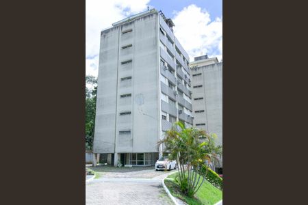 Apartamento para alugar com 76m², 2 quartos e 1 vagaFachada