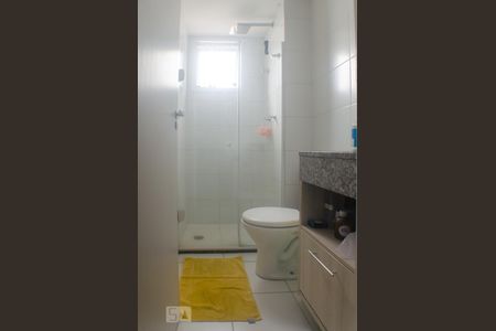Apartamento à venda com 75m², 3 quartos e 2 vagasBanheiro social