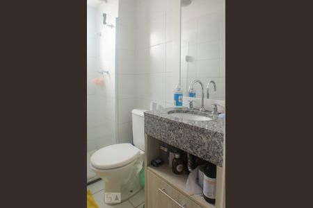 Apartamento à venda com 75m², 3 quartos e 2 vagasBanheiro social