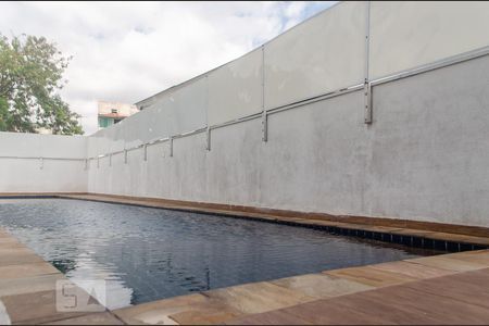 Apartamento à venda com 75m², 3 quartos e 2 vagasÁrea comum - piscina