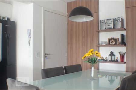 Sala de apartamento à venda com 3 quartos, 75m² em Vila Caju, São Paulo